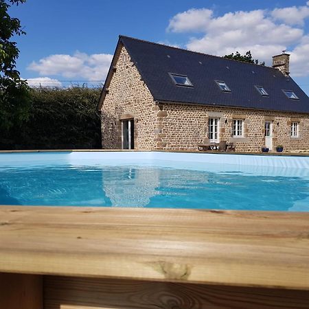 Maison De La Grange, Chaulieu Sourdeval Exteriör bild