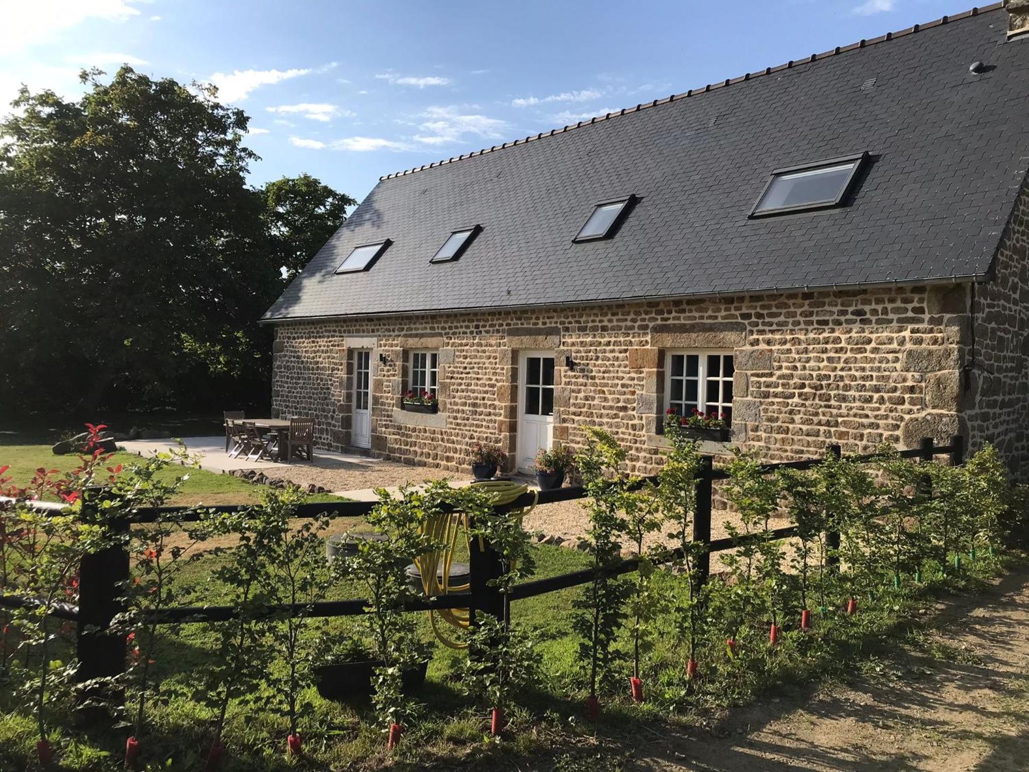 Maison De La Grange, Chaulieu Sourdeval Exteriör bild