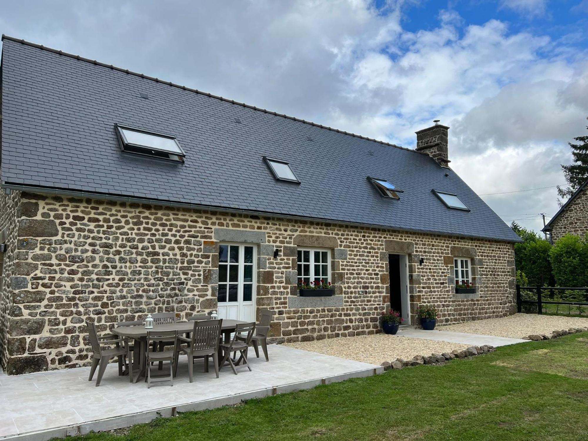 Maison De La Grange, Chaulieu Sourdeval Exteriör bild
